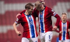 开云体育视频直播-挪威对土耳其，挪威队员备战训练积极认真的简单介绍