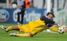 开云下载-武切维奇爆发破冰，快船硬仗险胜吉林显韧性