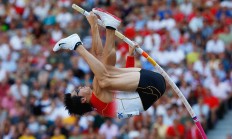 开云体育app-惊心动魄！比赛中的惊险瞬间