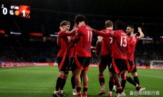 开云体育入口-毕尔包主场不敌皇家社会，争夺欧战资格形势堪忧的简单介绍