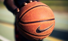 开云在线直播-绿茵交响诗，奥亚尔萨瓦尔的存在感艺术与爱尔兰节奏对佛罗伦萨的战术重塑