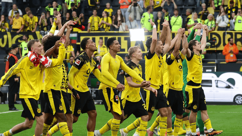 关于多特蒙德队表现稳健，轻松击溃对手领先一步的信息