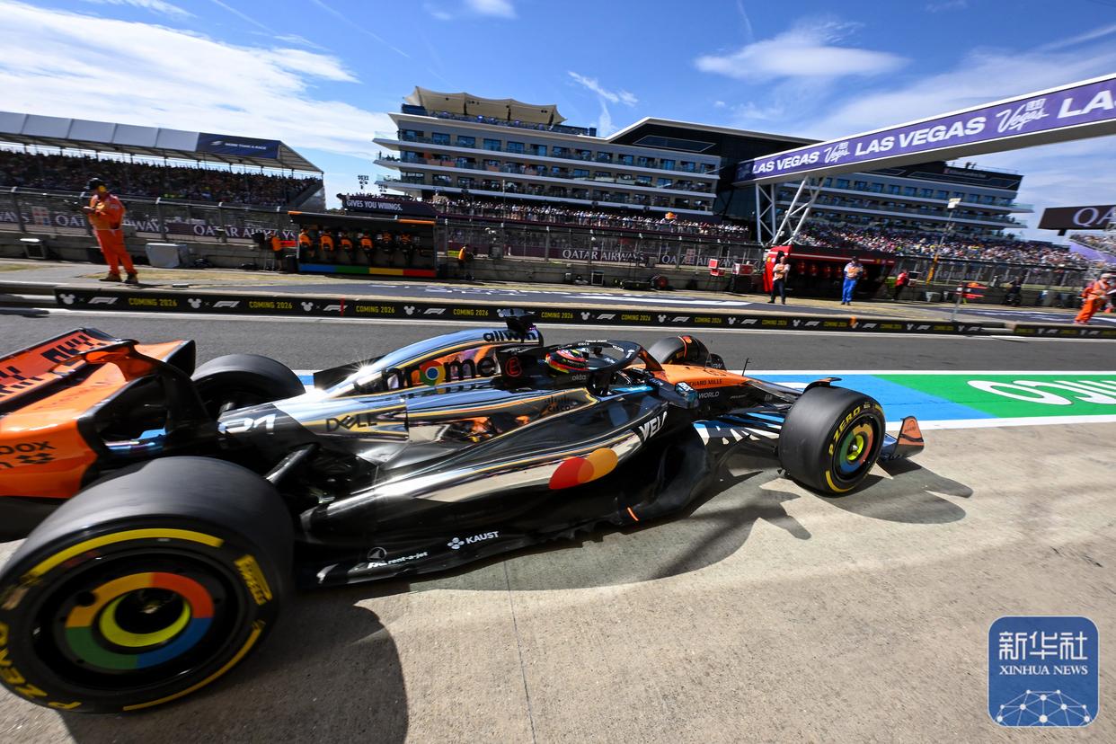 红牛二队绝杀雷诺车队，汉密尔顿扛起全队的简单介绍