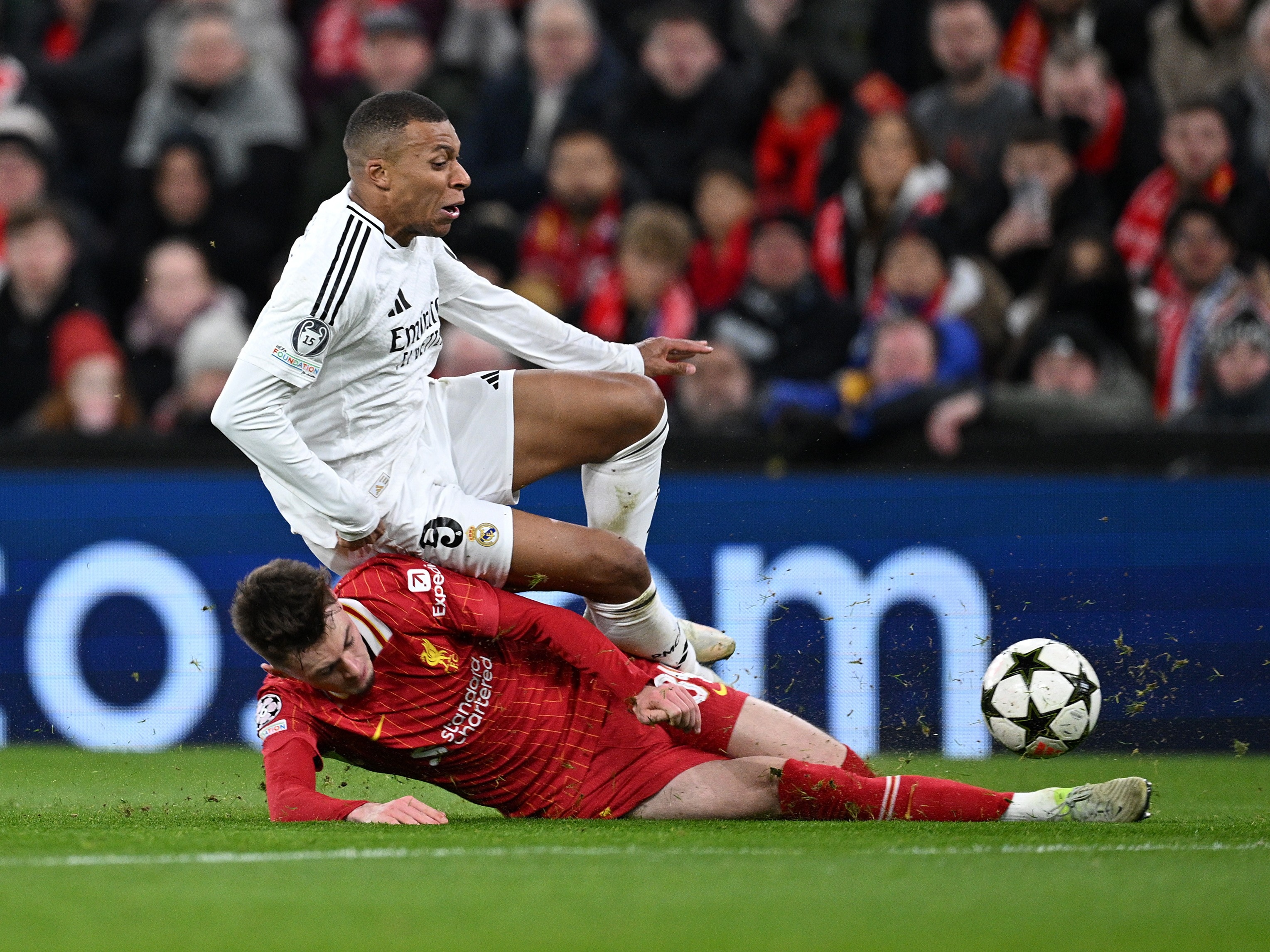 利物浦球员状态神勇队伍备战对阵富勒姆的比赛的简单介绍