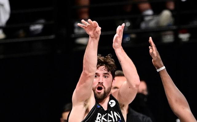 篮网强势篮网B队，哈里斯送出助攻