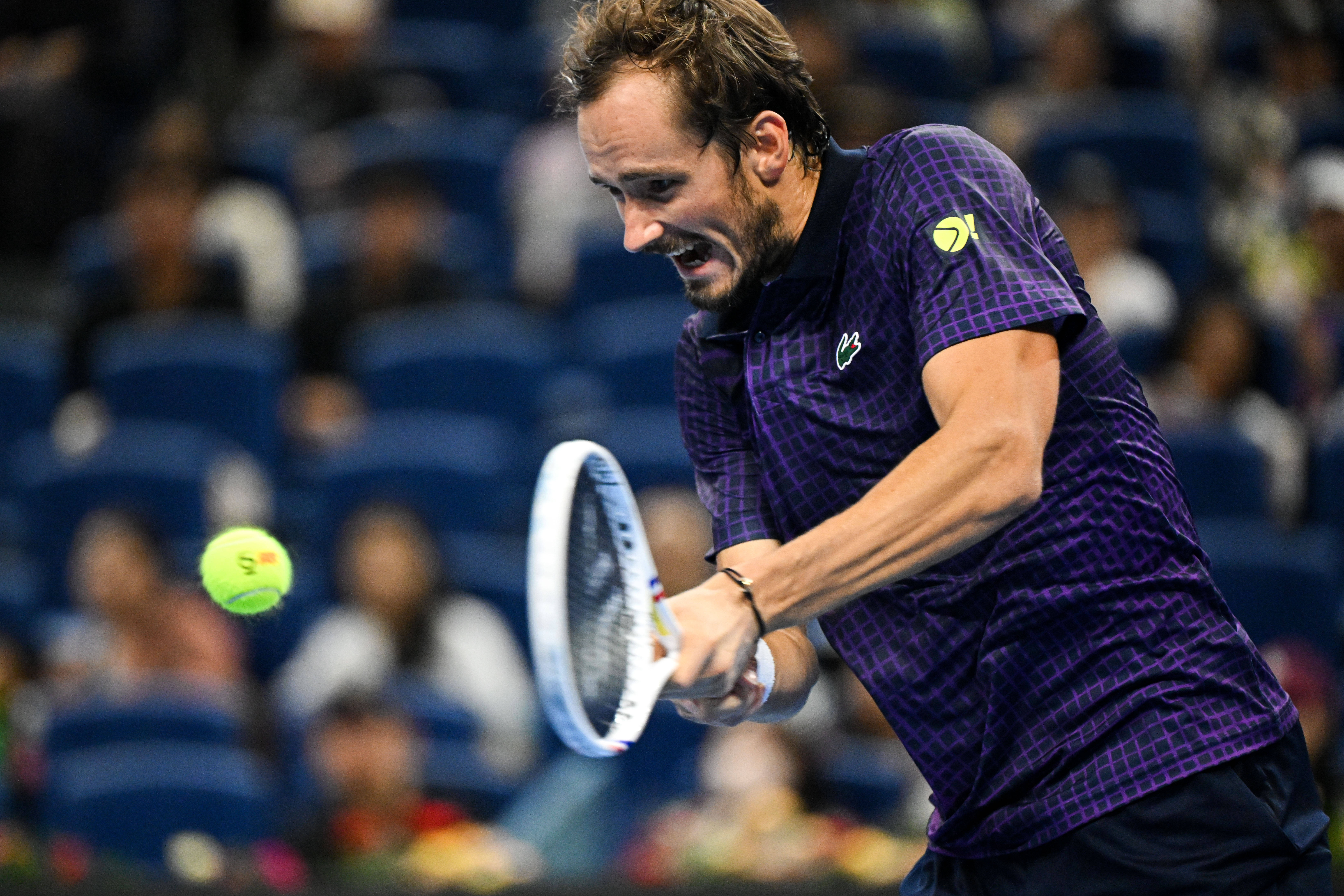 包含澳大利亚网球队逆转意大利网球队，梅德韦杰夫高光表现的词条