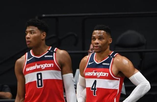 篮网轻取上海队，武切维奇带队取胜