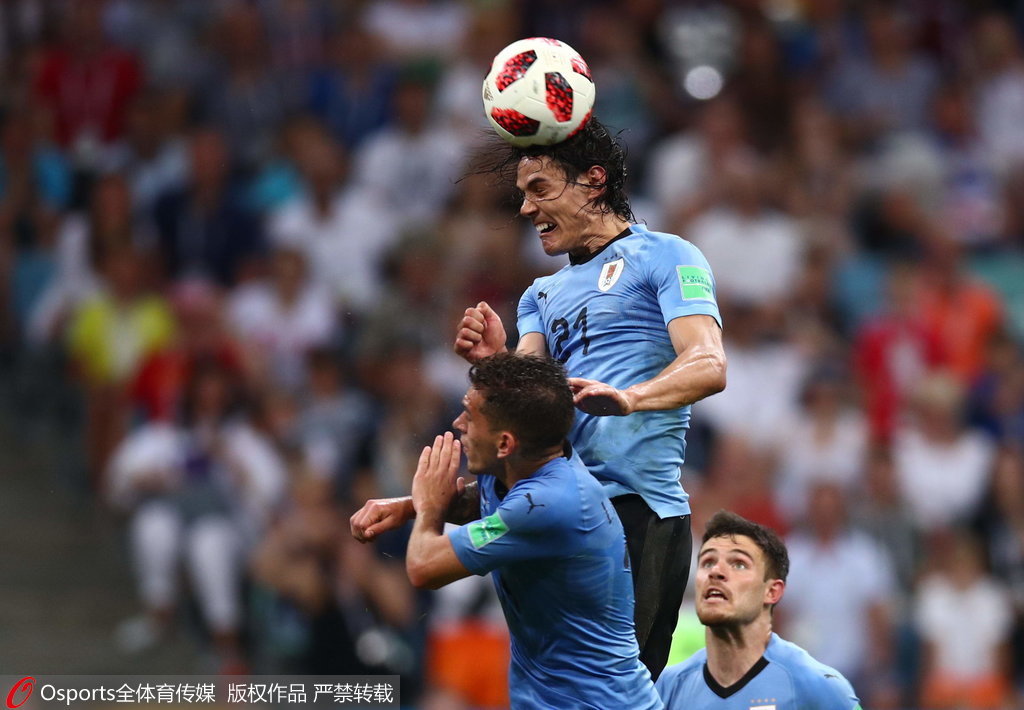 法兰克福队长领衔球员阵容，率领球队再战的简单介绍