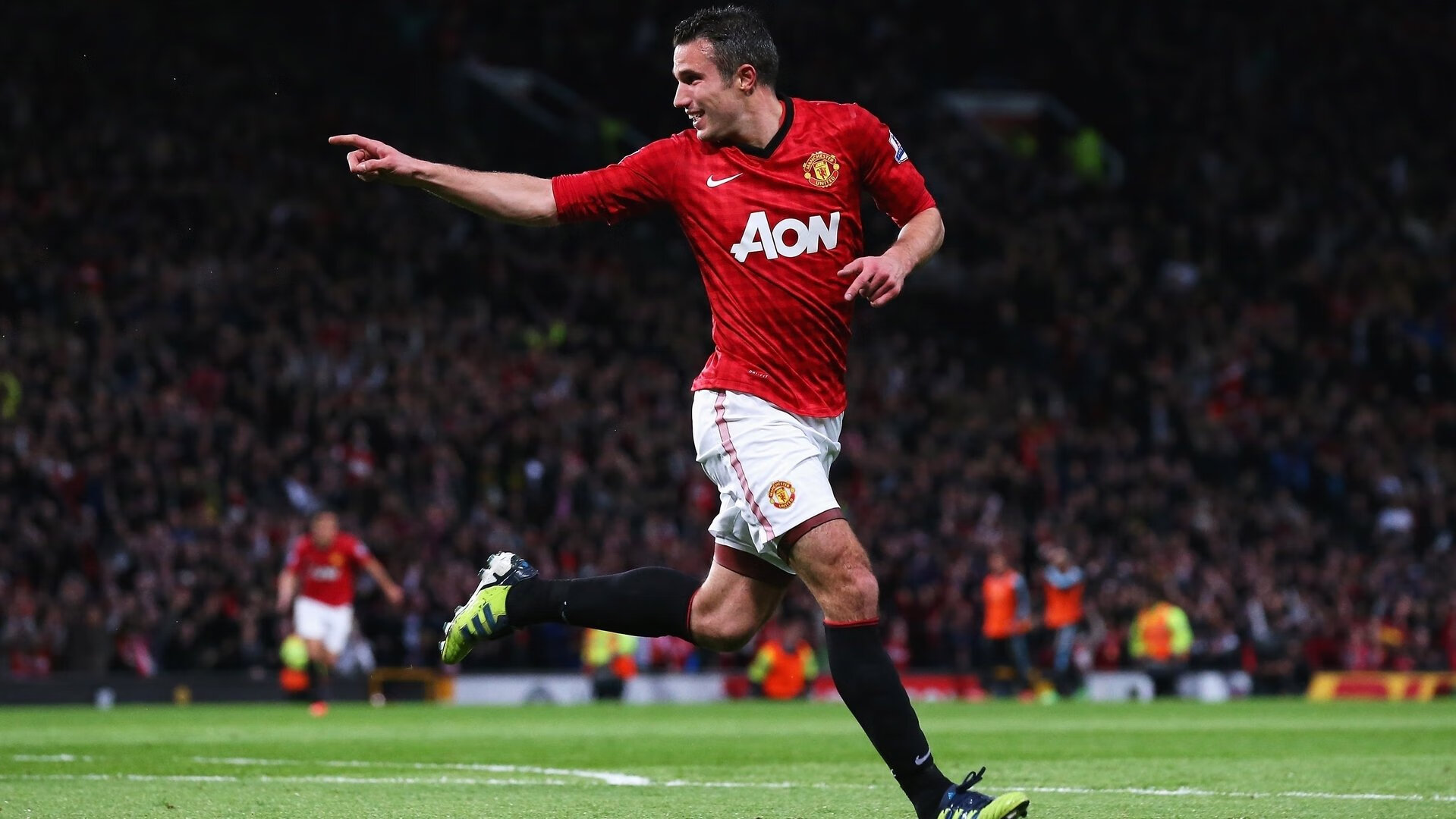 杰伦·格林爆发点燃全场,广东队提前终结悬念力克老鹰