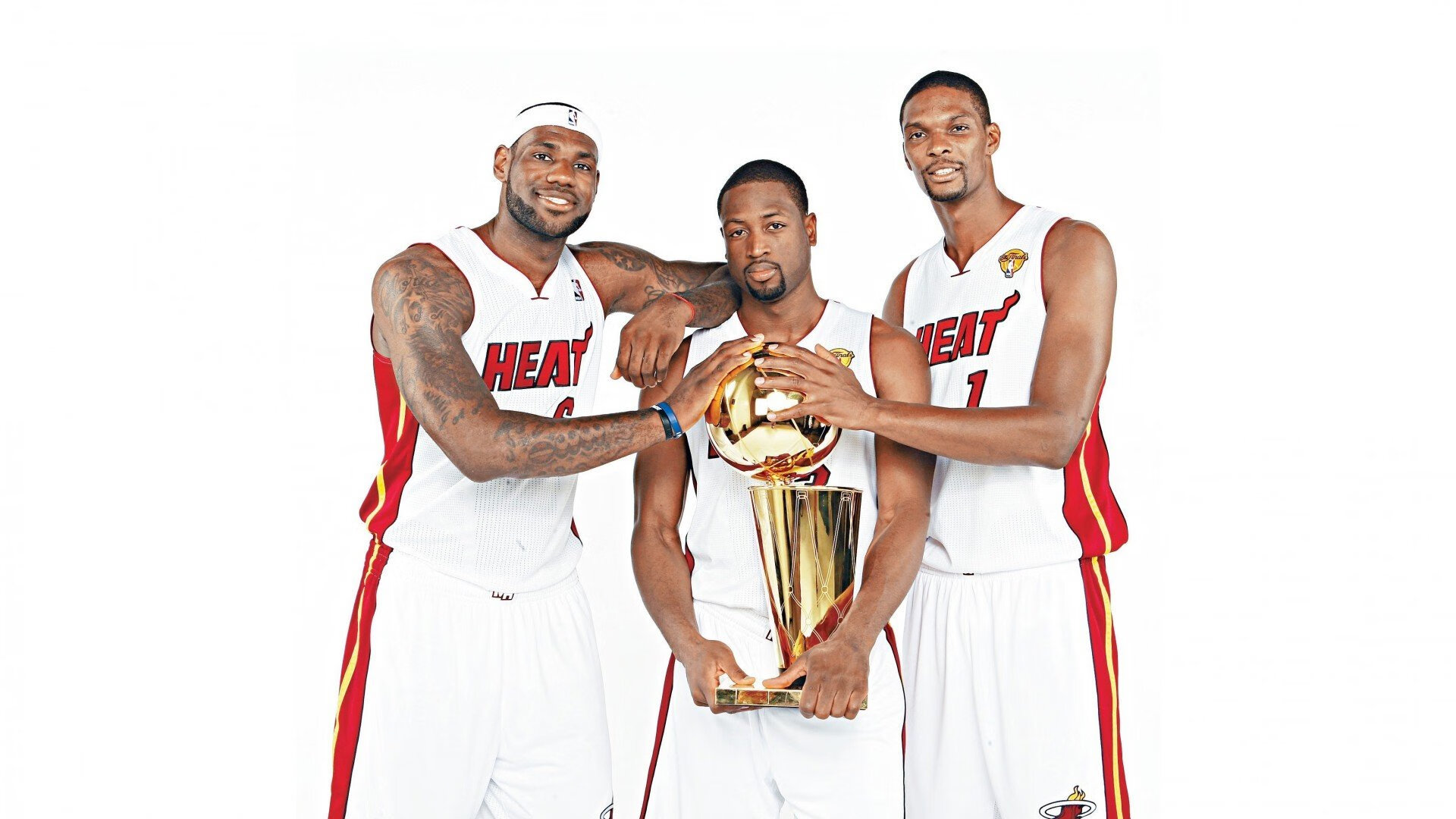 赛道上的诗人，米切尔在F1年度争冠之夜的稳定叙事